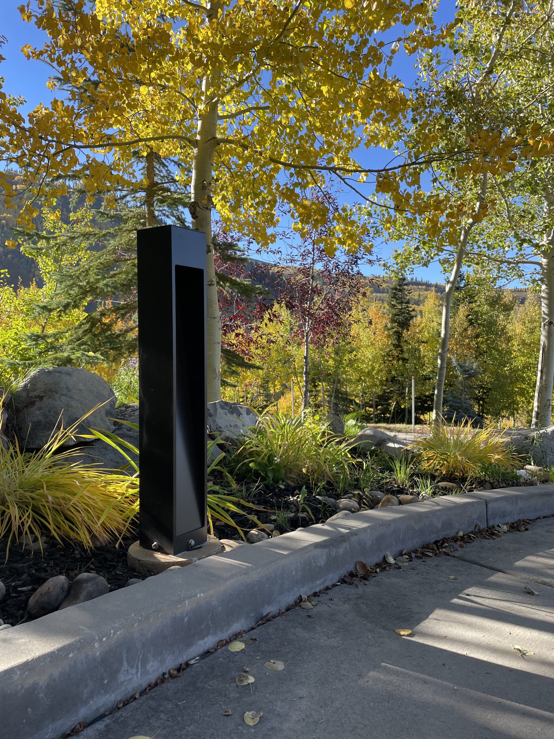 Sidewinder Bollard Day